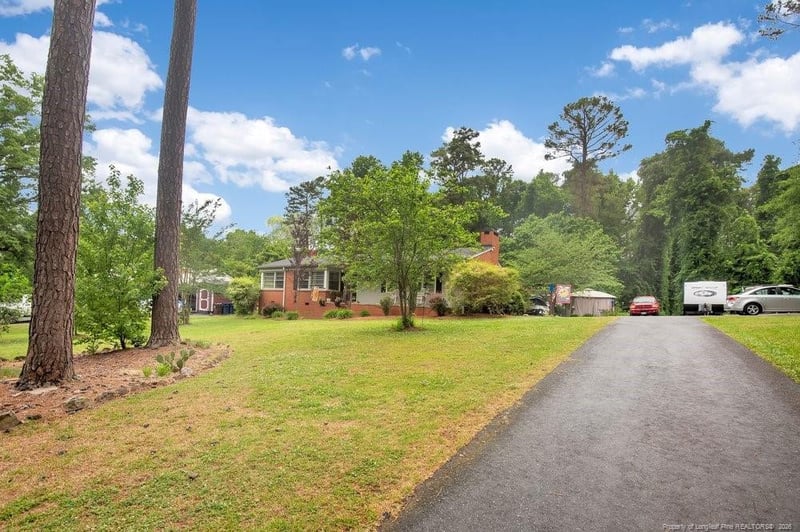 519 Forrest Dr, Sanford, NC 27330
