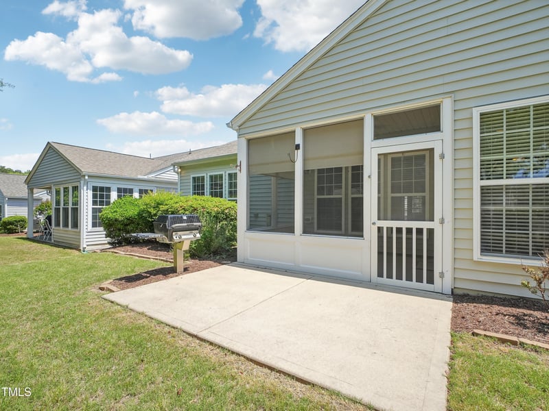 519 Garendon Dr, Cary, NC 27519