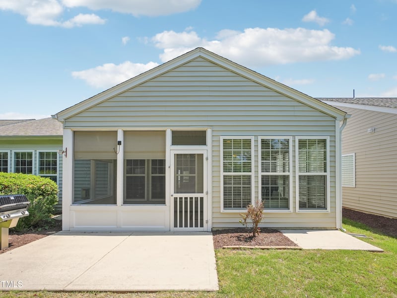 519 Garendon Dr, Cary, NC 27519