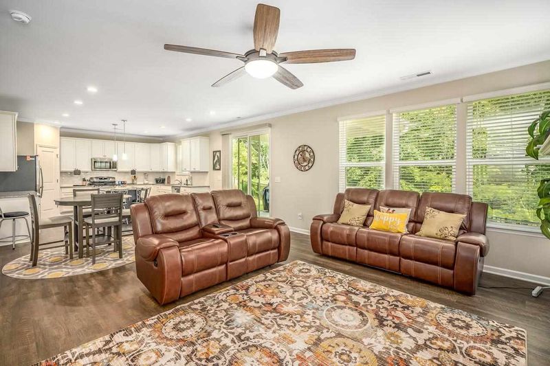 519 Holden Forest Dr, Youngsville, NC 27596