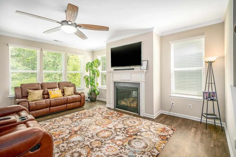 519 Holden Forest Dr, Youngsville, NC 27596