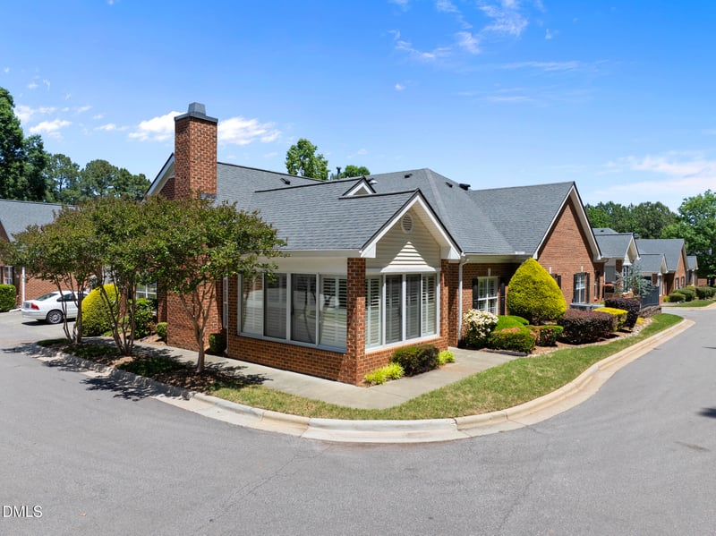 519 Mckirkland Ct, Cary, NC 27511