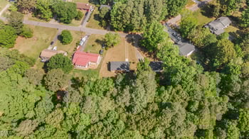 519 Nixon Dr, Sanford, NC 27330