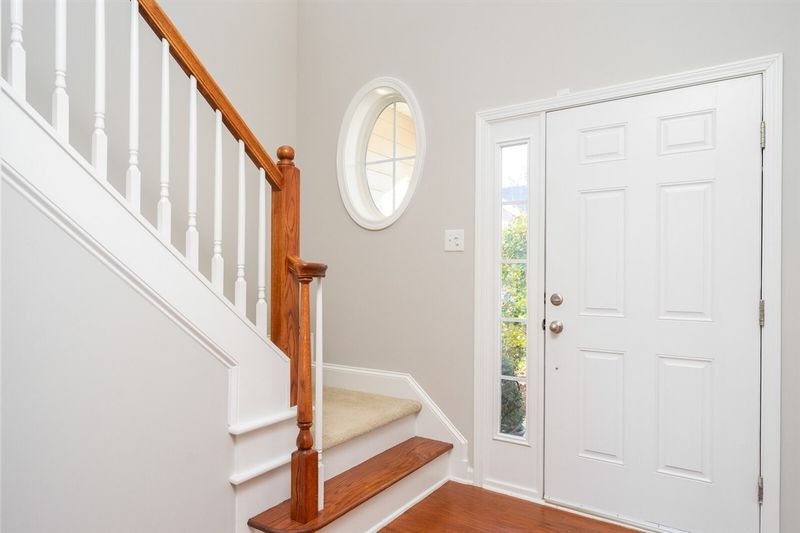 519 Sealine Dr, Cary, NC 27519