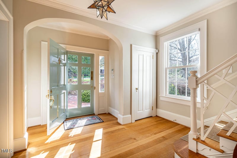 519 Senlac Rd, Chapel Hill, NC 27514