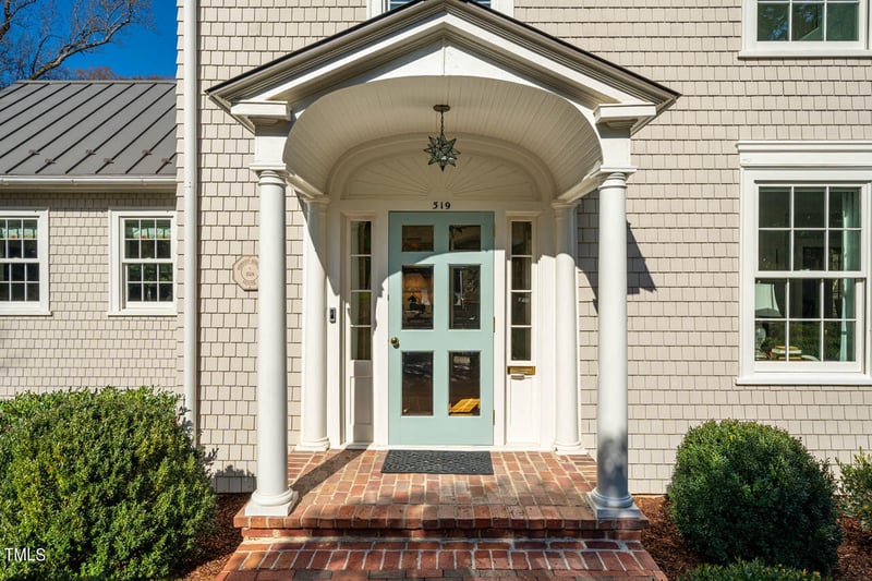 519 Senlac Rd, Chapel Hill, NC 27514