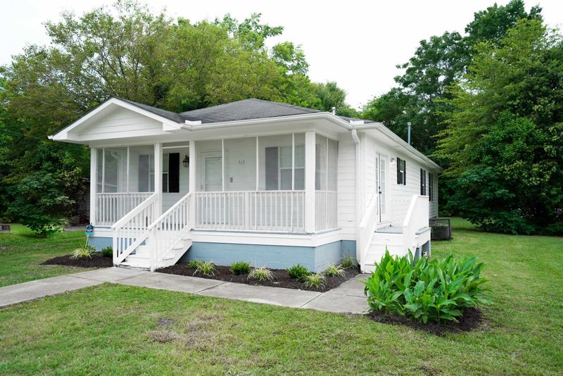 519 E Townsend St, Dunn, NC 28334