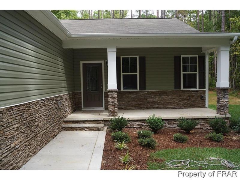 5193 Cardinal Cir, Sanford, NC 27332