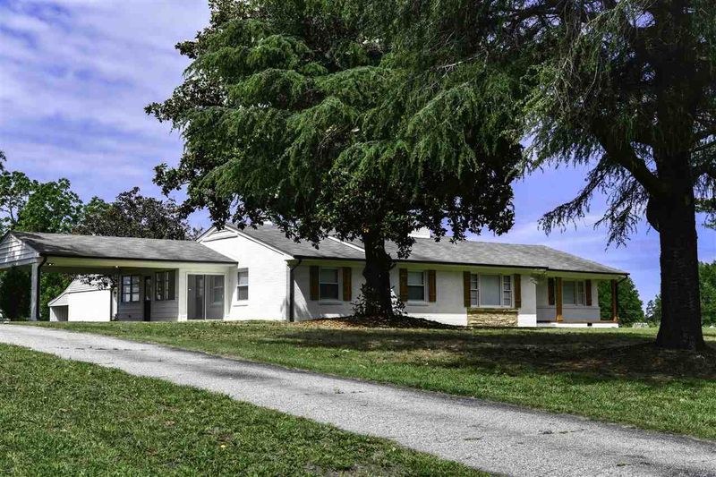 5193 W Nc 55, Angier, NC 27501