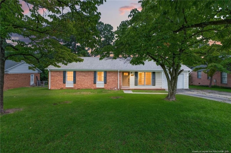 5194 Remington Rd, Fayetteville, NC 28311