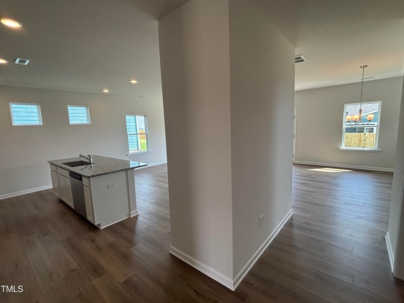52 Commons Cir, Clayton, NC 27520