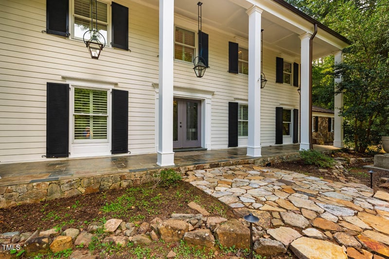 52 Dogwood Acres Dr, Chapel Hill, NC 27516
