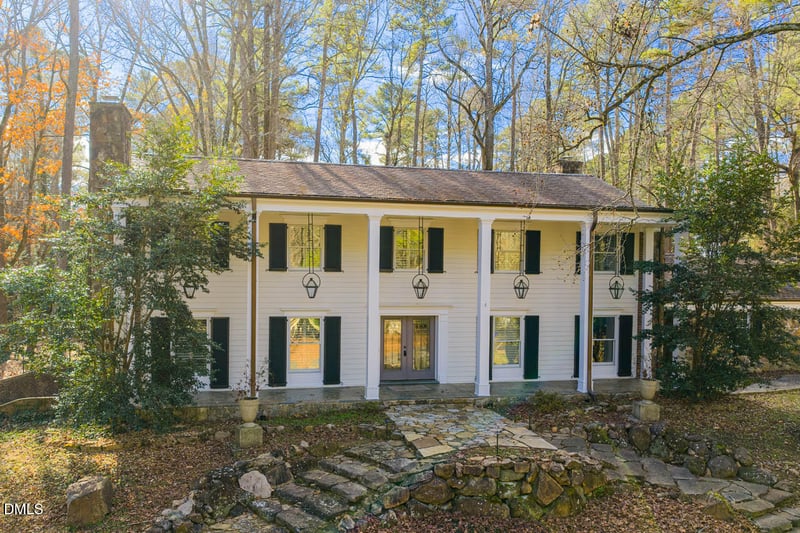 52 Dogwood Acres Dr, Chapel Hill, NC 27516