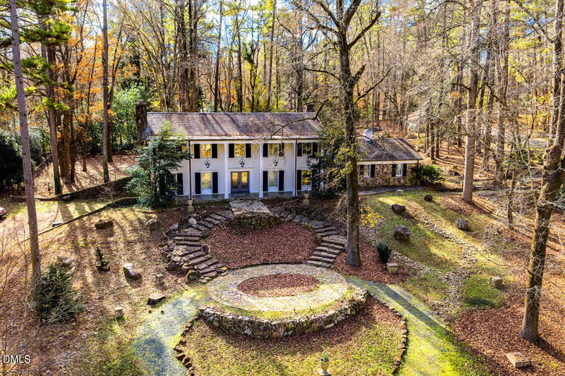 52 Dogwood Acres Dr, Chapel Hill, NC 27516