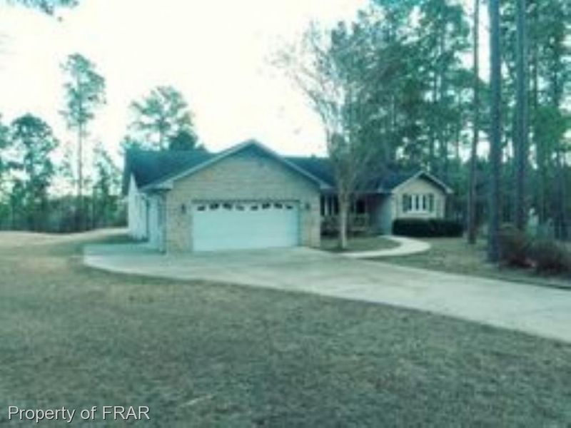 52 Edgemont Ter, Sanford, NC 27332