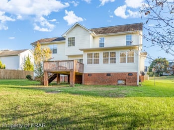 52 Forest Mountain Ct, Sanford, NC 27332