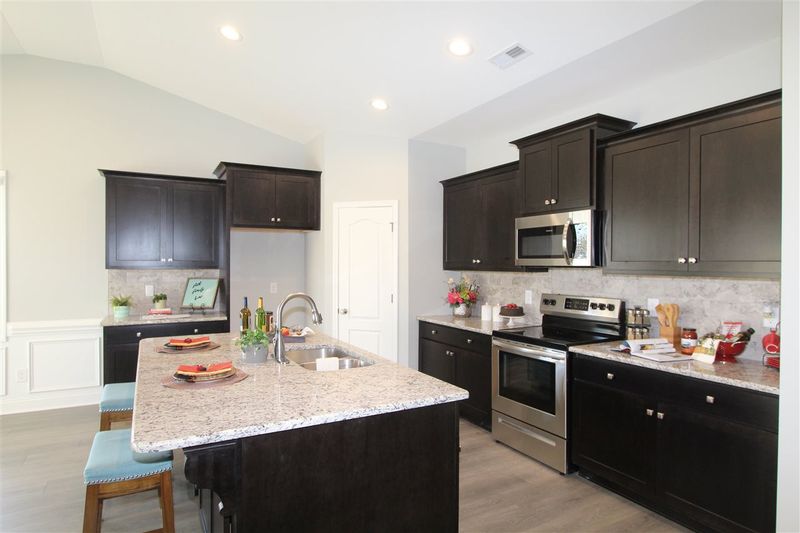 52 Haystack Ln, Clayton, NC 27520