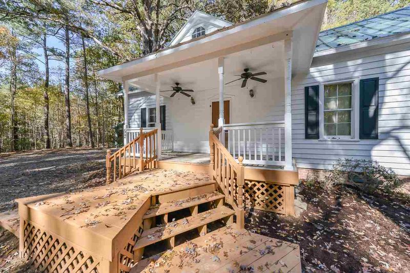 52 Jessamine Ln, Pittsboro, NC 27312