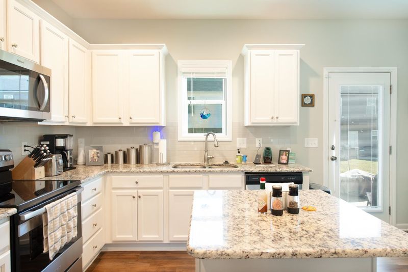 52 Principal Way, Clayton, NC 27520