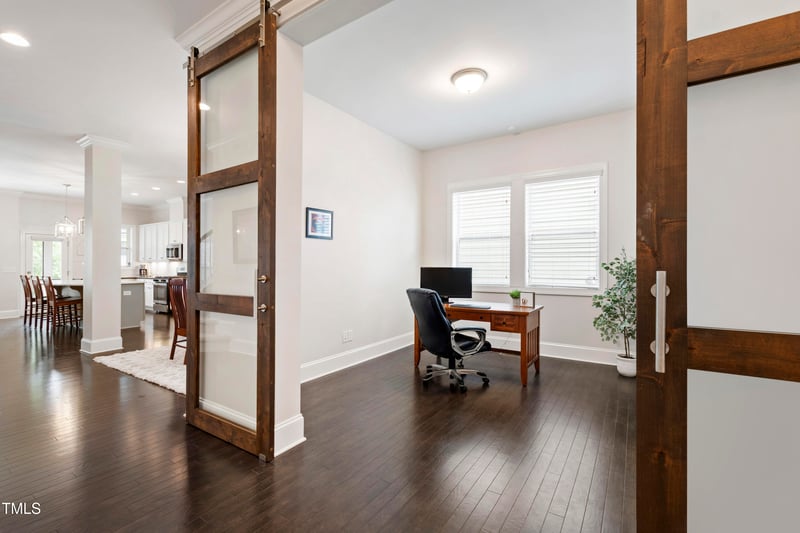 52 Rock Ledge Dr, Chapel Hill, NC 27516
