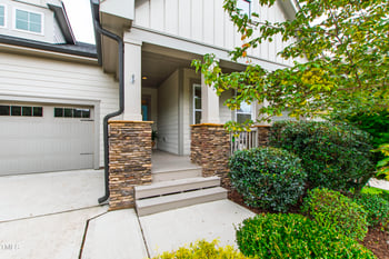 52 Rock Ledge Dr, Chapel Hill, NC 27516