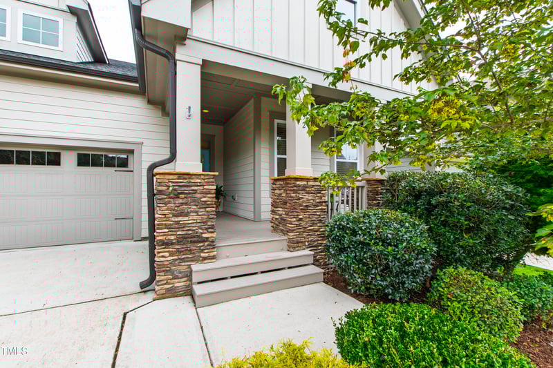 52 Rock Ledge Dr, Chapel Hill, NC 27516