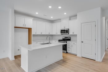 52 Shay St, Angier, NC 27501