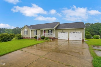 52 Stratus Ln, Clayton, NC 27520
