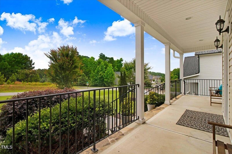 52 Summit Overlook Dr, Clayton, NC 27527