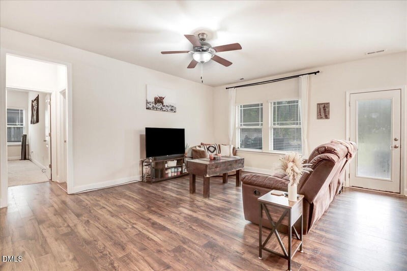 52 Woodwater Cir, Lillington, NC 27546