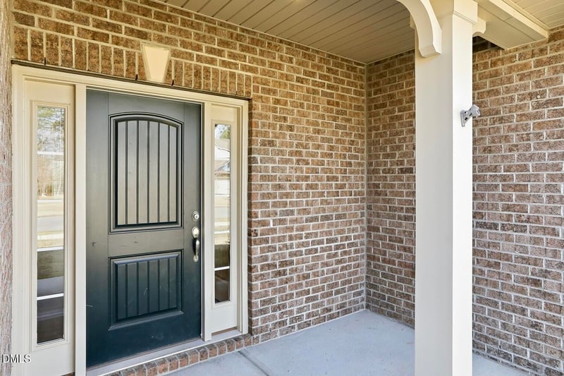 52 Woodwater Cir, Lillington, NC 27546