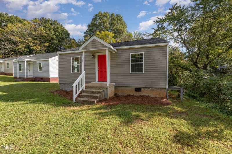 520 Avon Ave, Burlington, NC 27215