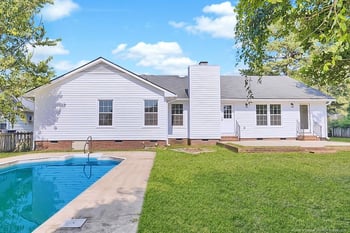 520 Blackbird Rd, Fayetteville, NC 28314
