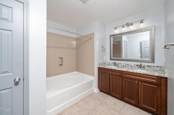 520 Camden Yards Way, Cary, NC 27519