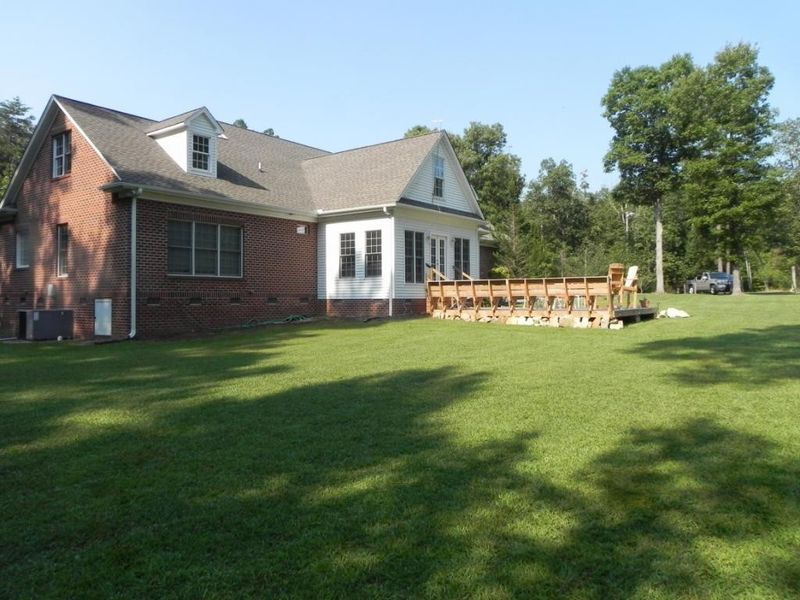 520 Clark Rd, Snow Camp, NC 27349