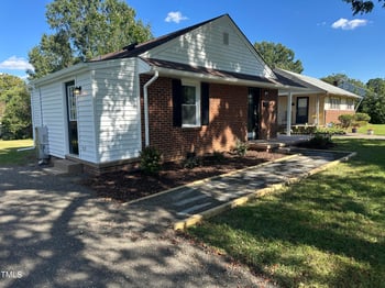 520 Delaware Ave, Burlington, NC 27217