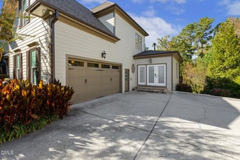 520 Foxdale Ridge Dr, Cary, NC 27519