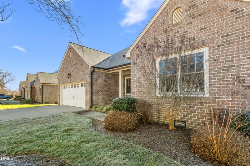 520 Grandview Dr, Graham, NC 27253