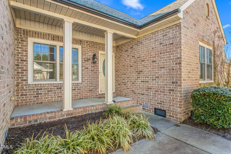 520 Grandview Dr, Graham, NC 27253