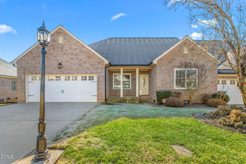 520 Grandview Dr, Graham, NC 27253