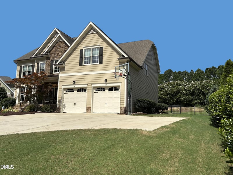 520 Hallburg Ct, Wake Forest, NC 27587