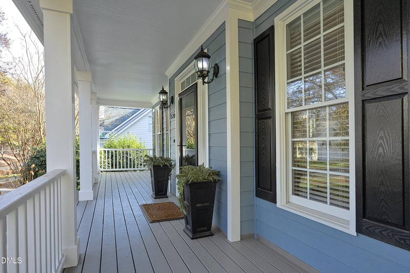 520 Highgrove Dr, Chapel Hill, NC 27516