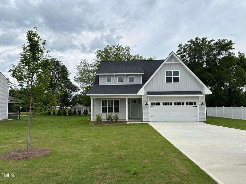 520 Lincoln St, Benson, NC 27504