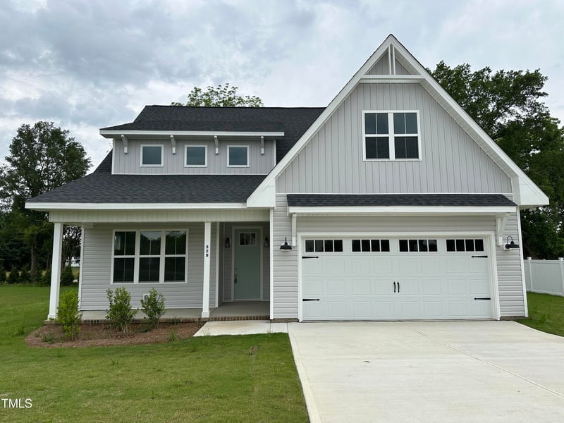 520 Lincoln St, Benson, NC 27504
