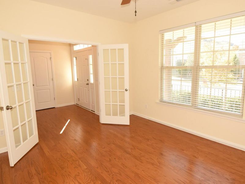 520 Mesquite Ridge Pl, Cary, NC 27519