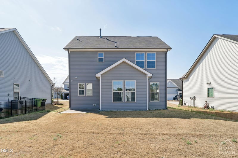 520 Oak Holly Ln, Zebulon, NC 27597