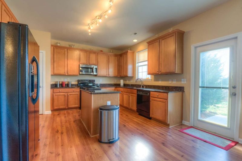 520 Poplar St, Durham, NC 27703