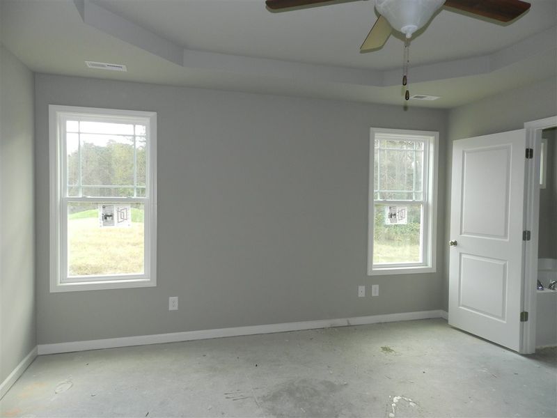 520 Sherrill Farm Dr, Benson, NC 27504
