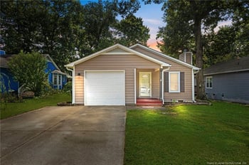 520 Stone Way Ct, Fayetteville, NC 28301