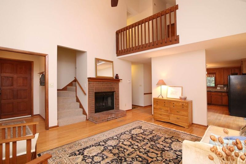520 Valley Dr, Durham, NC 27704